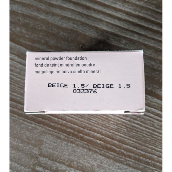 MARY KAY MINERAL POWDER FOUNDATION BEIGE 1.5 NEW IN BOX .28 oz - Picture 3 of 7